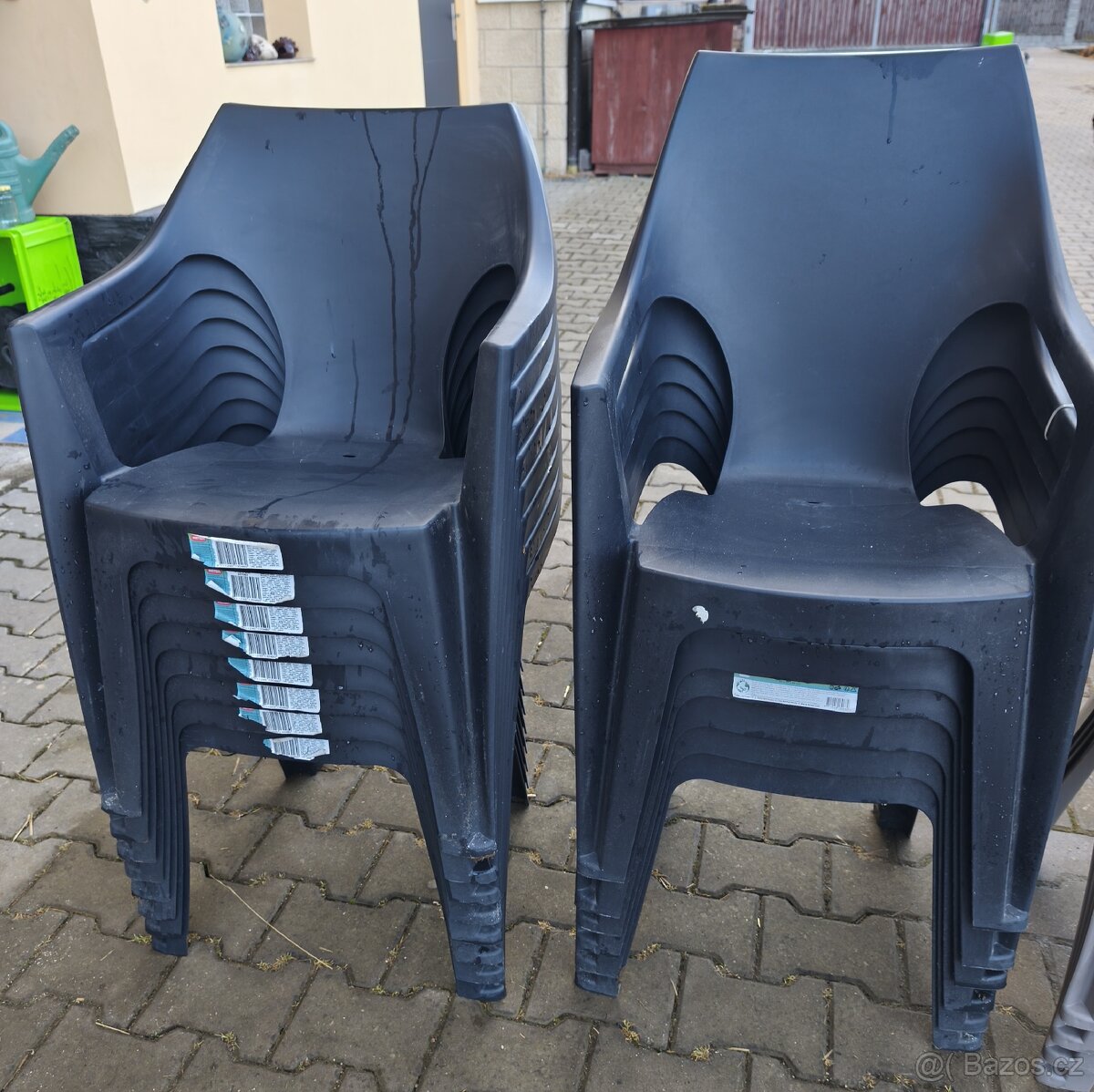 Plastové židle - nové - 2