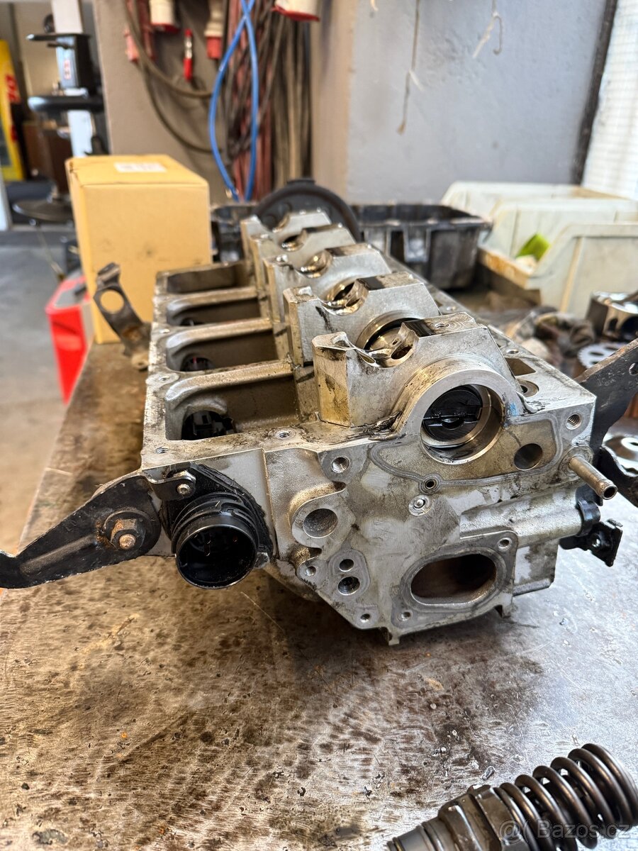 Hlava motoru 1.9TDI 77kw BLS - 2