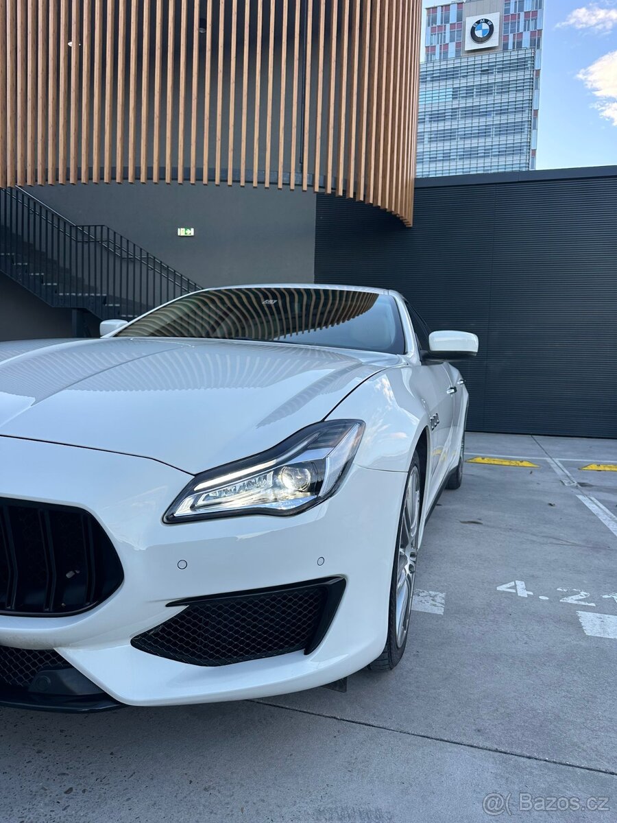 Predám Maserati Quattroporte SQ4 2017 - 2