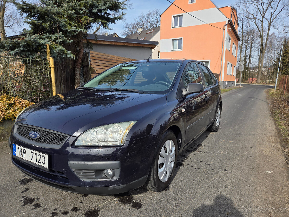Ford Focus 1.4 - 2