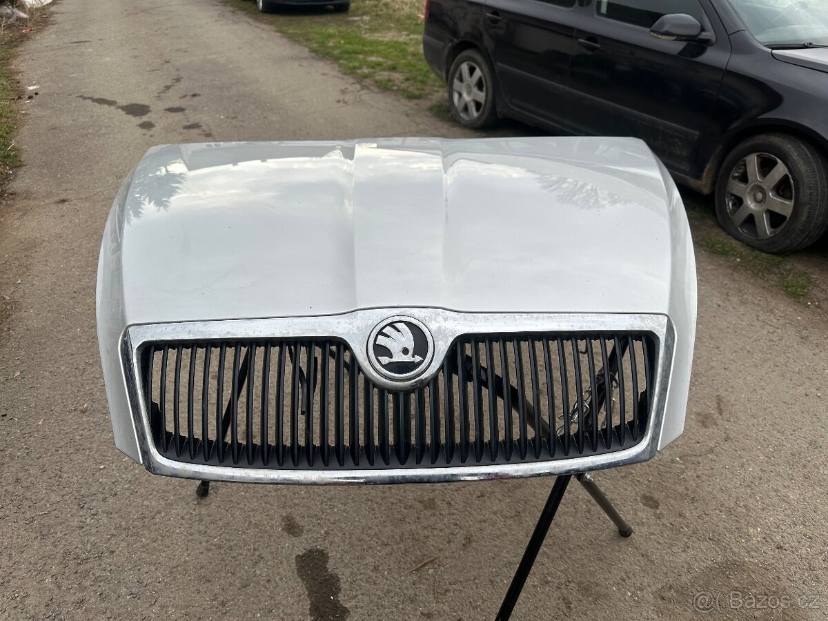 Kapota Octavia II střibrna 9102 - 2