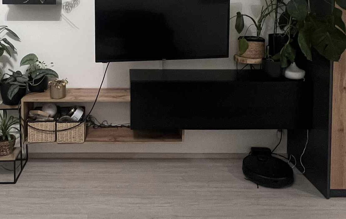 Stolek pod TV - 2