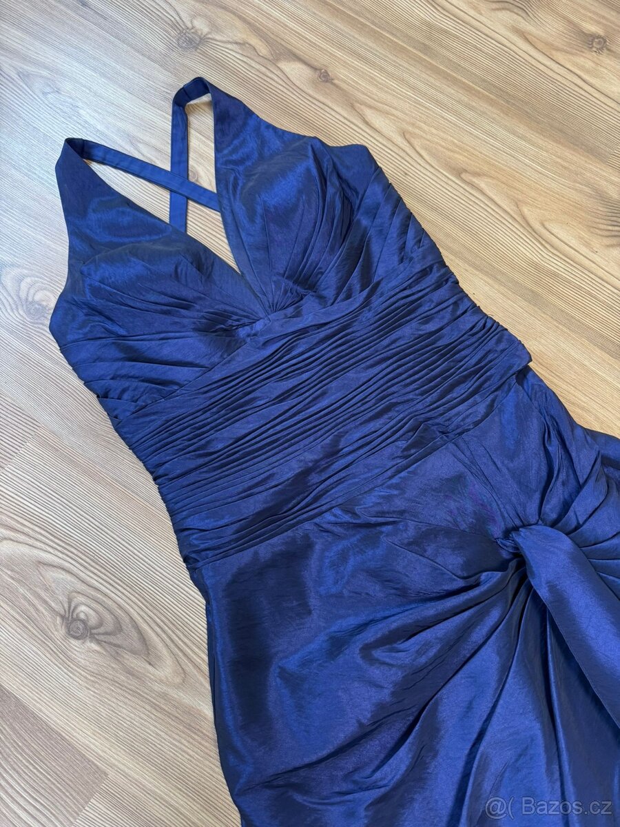 KRÁSNÉ PLESOVÉ ŠATY zn. UNIQUE vel. S - 2