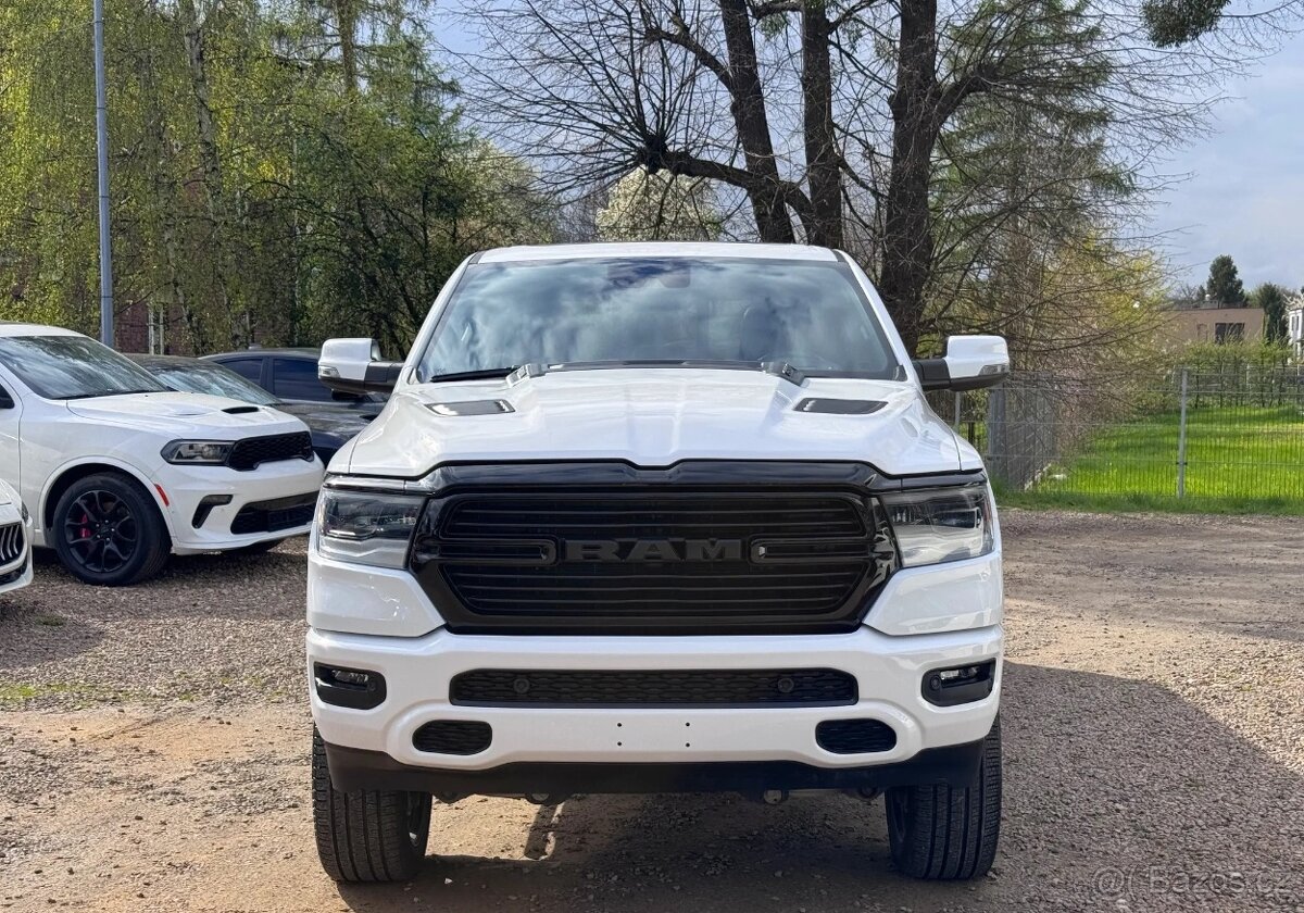 RAM 1500 5.7 HEMI - 2