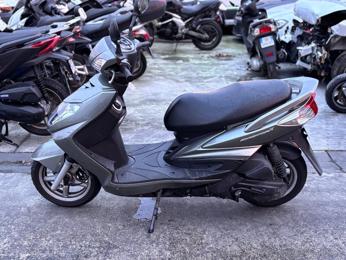 Yamaha Cygnus 125 - 2