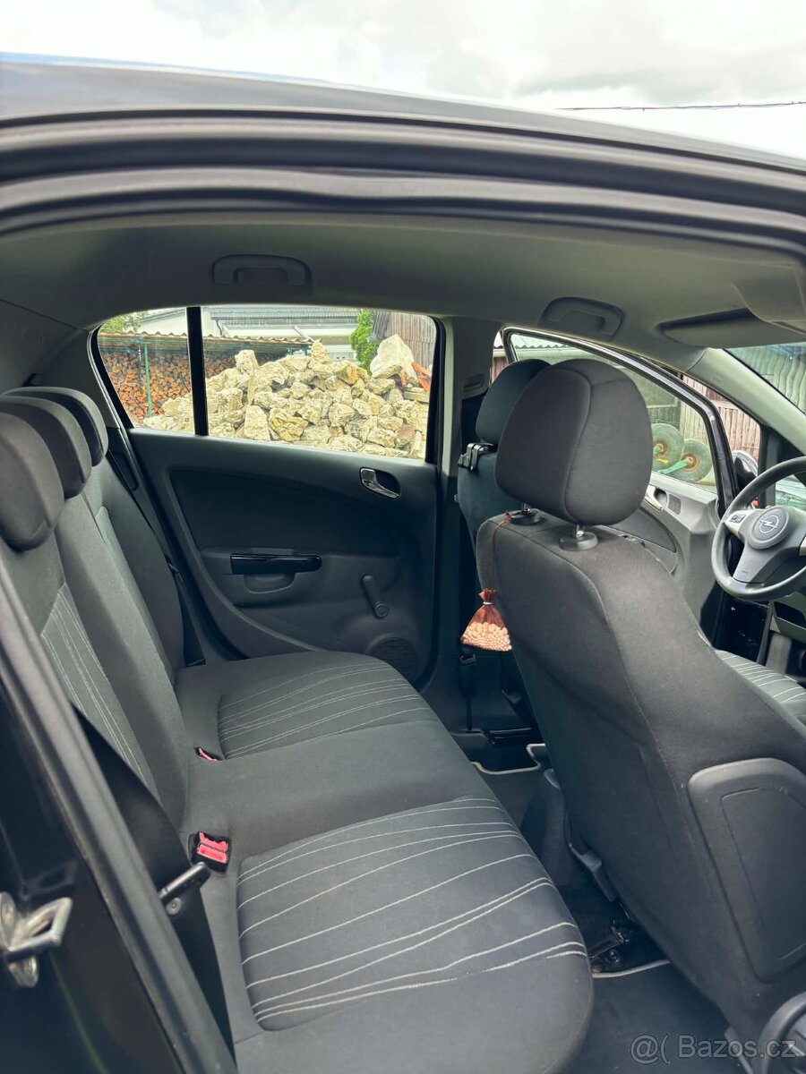 Prodám Opel Corsa D - 2