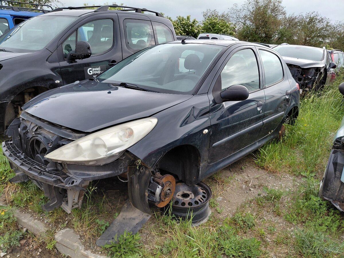 Peugeot 206+ - 2