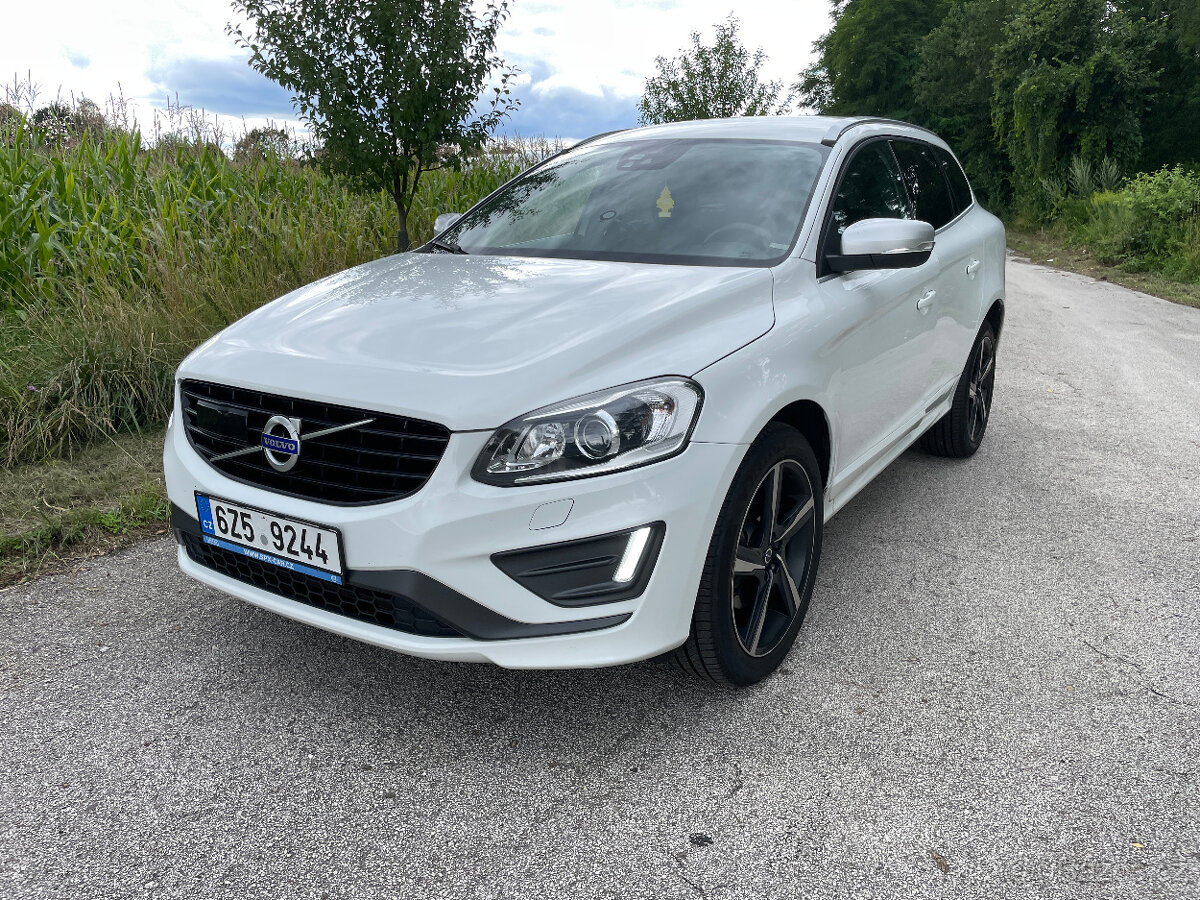 VOLVO XC60 2.4D4 140kW R-Design - 2