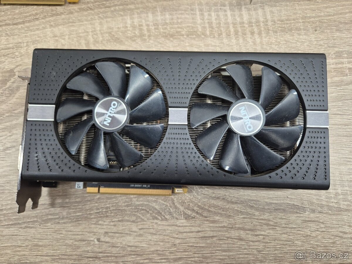 SAPPHIRE NITRO+ Radeon RX 570 OC - 2