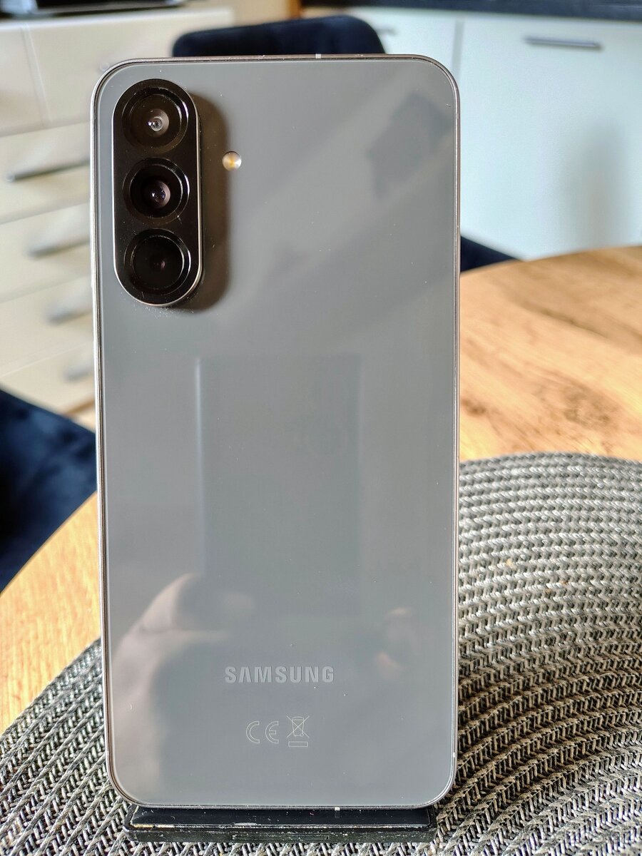Samsung Galaxy A56 - 256GB - 2