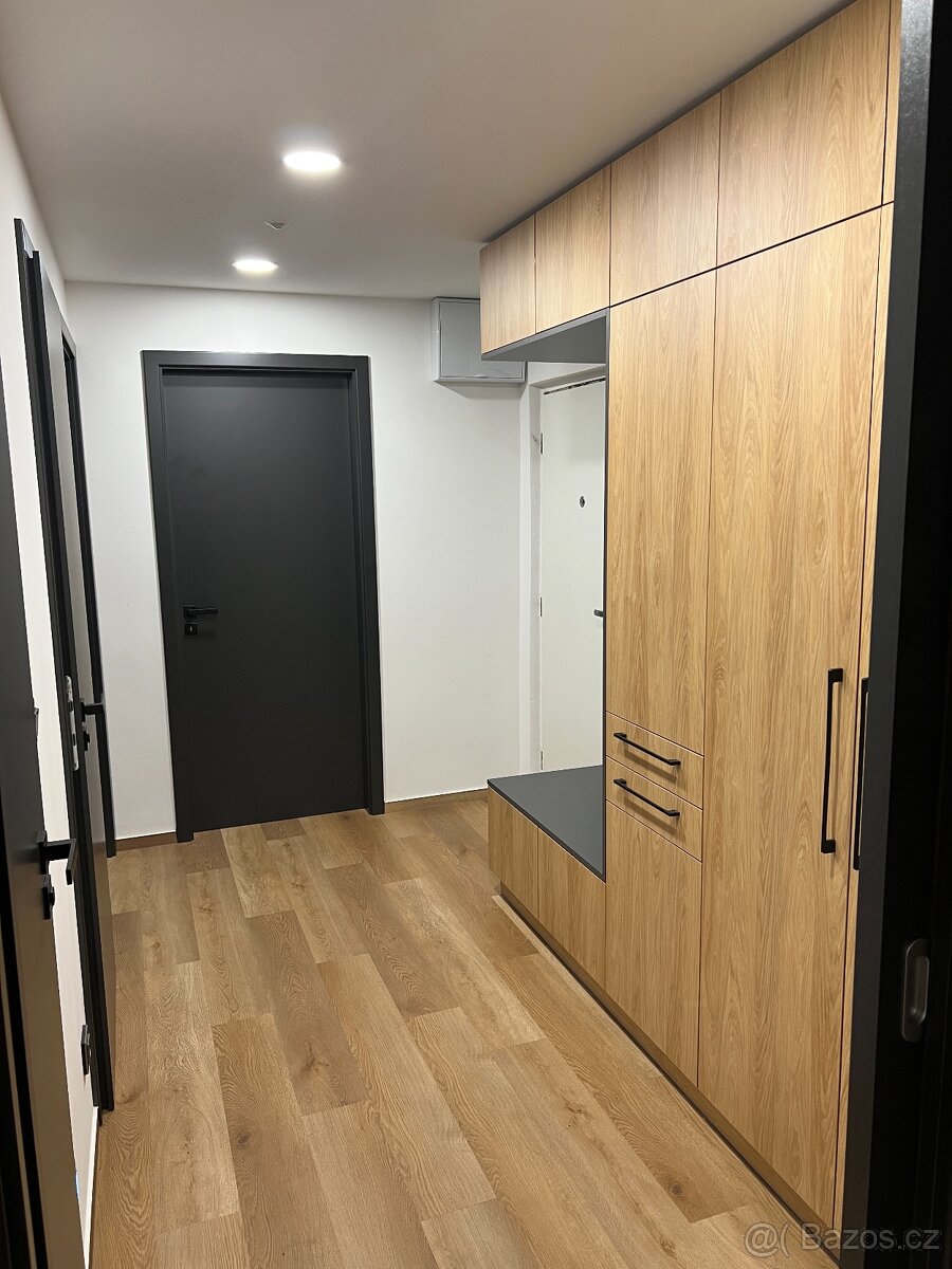 Byt 3+kk - Hronov - 2