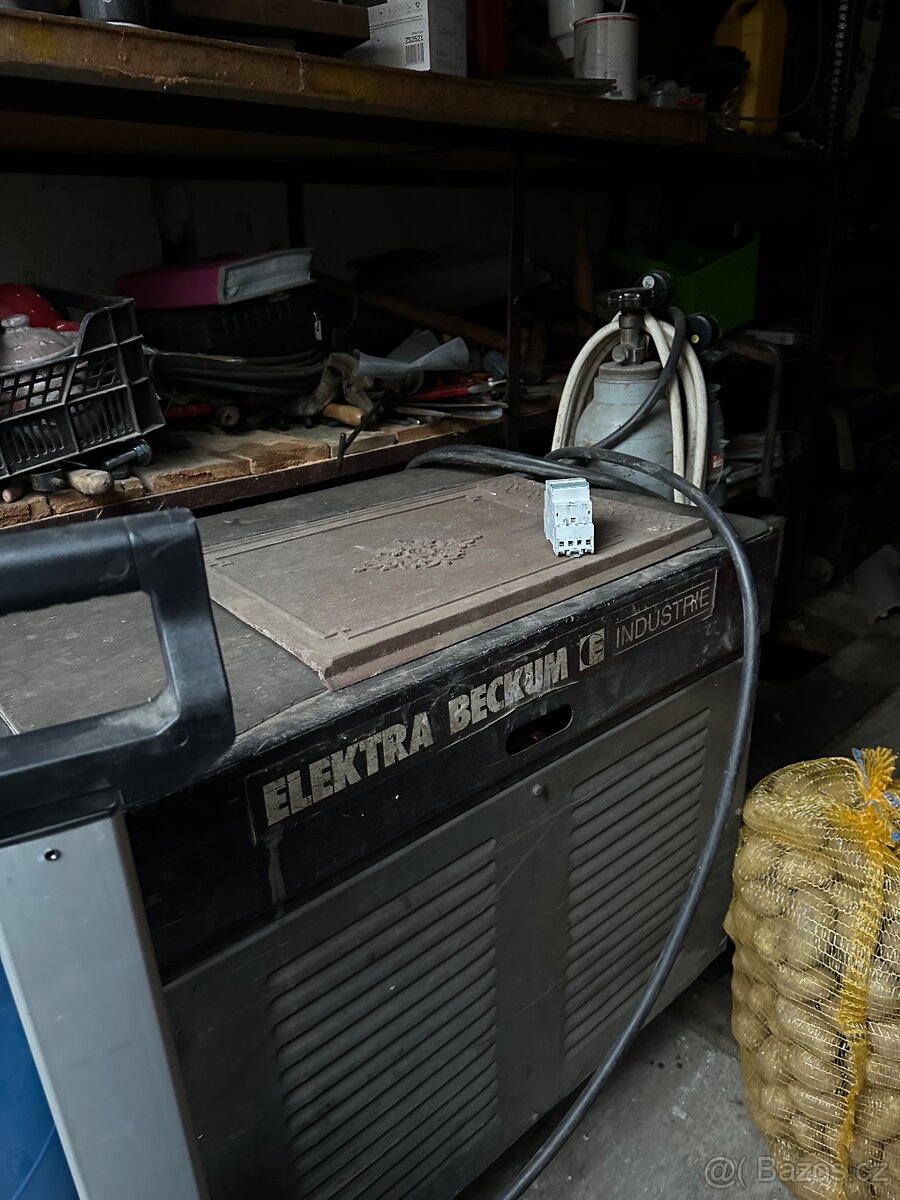 Svářečka co2 komplet funkční - 2