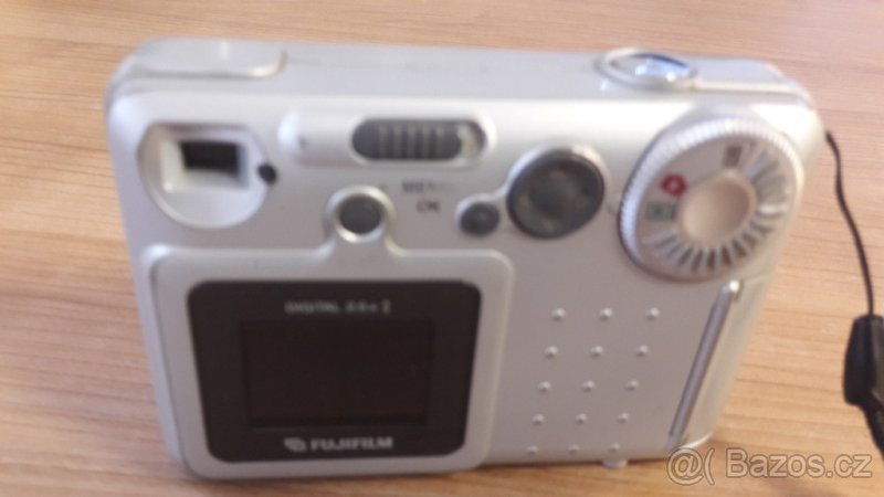 Digitální fotoaparát FUJI Finepix 2300 - 2