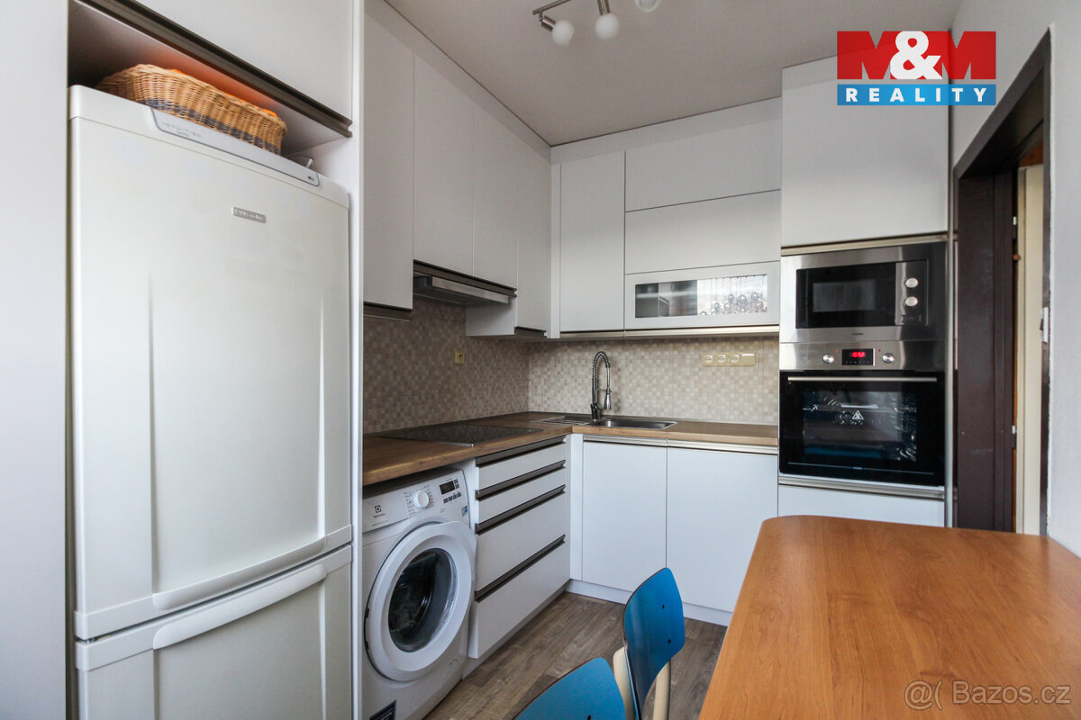 Prodej bytu 2+1, 45 m2, OV, Jeseník - 2