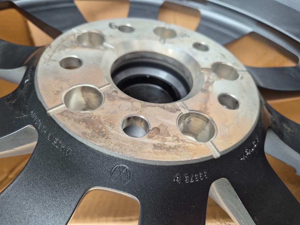 Kované disky R18 Volkswagen t7 Multivan šedé - 2