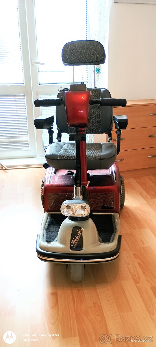 Tříkolka pro seniory a invalidy . Elektrický invalidní vozík - 2