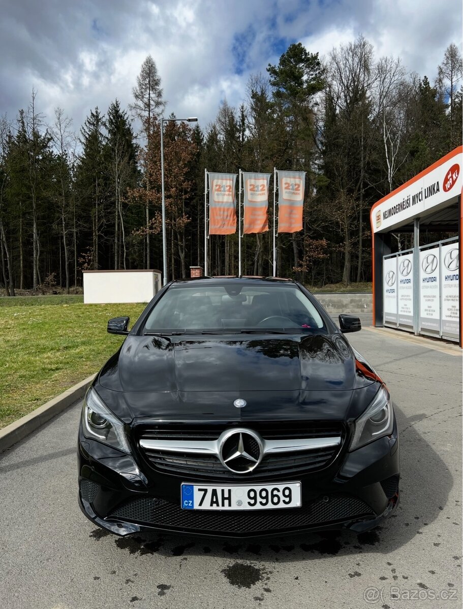 Mercedes-Benz CLA 180 2016 - 2