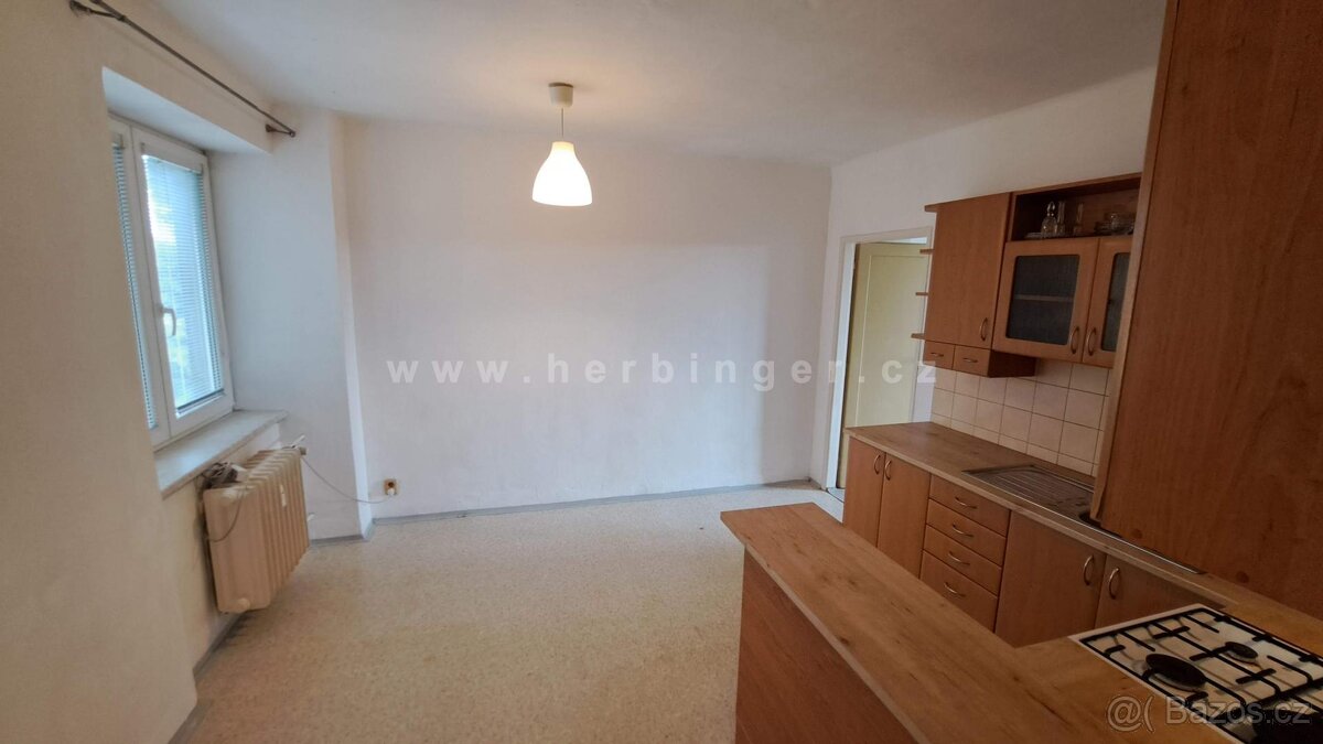 Pronájem bytu 2+1 s balkonem, 62 m2, Ostrava-Poruba, ulice G - 2