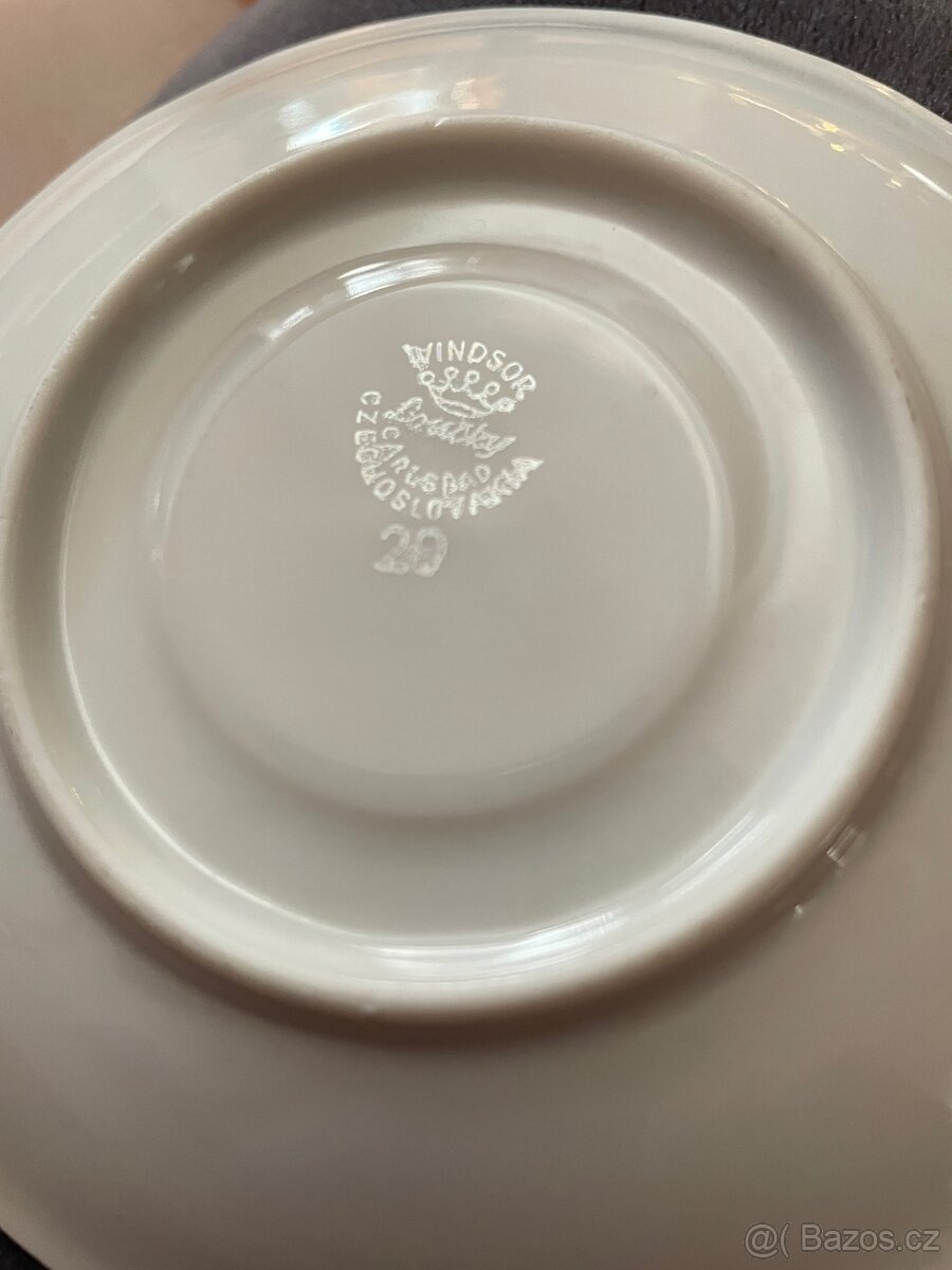 Set kávové soupravy 6 hrnečků a 6 taliřků - 2