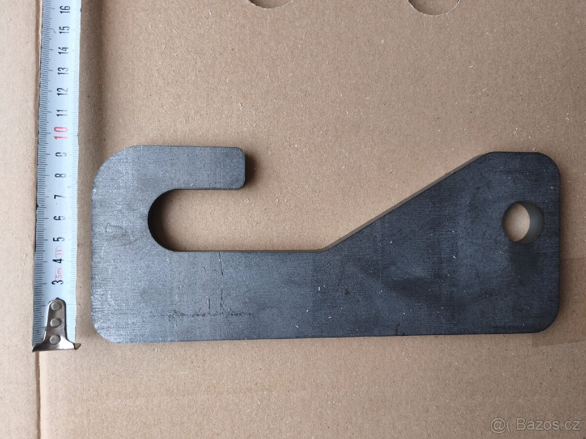 Výpalky čelní nakladač - 2