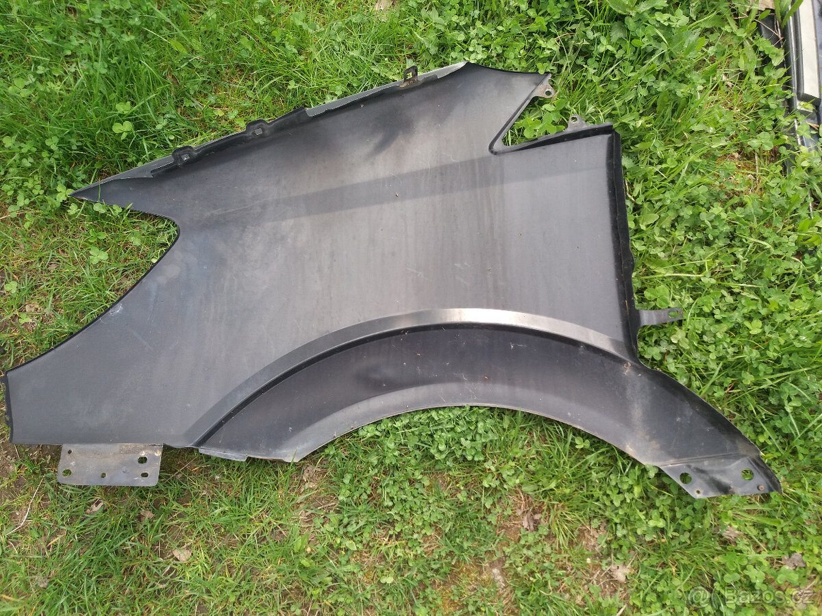 Mercedes Sprinter 906 pravý přední blatník - 2