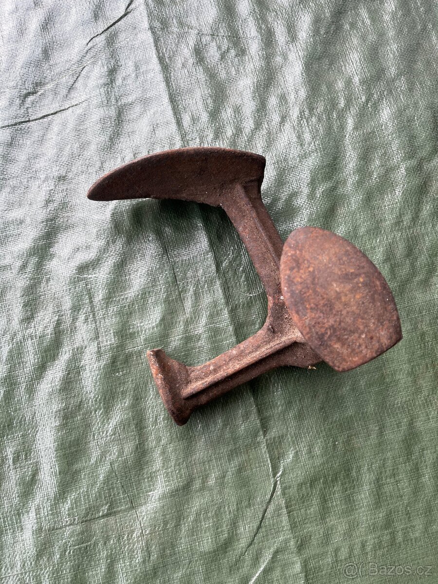 Ševcovské litinové kopyto - 2