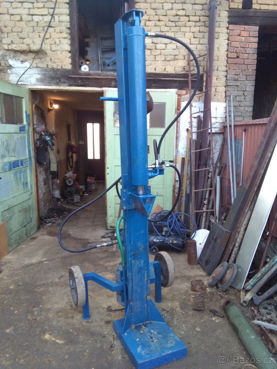 Hydraulická štípačka - 2