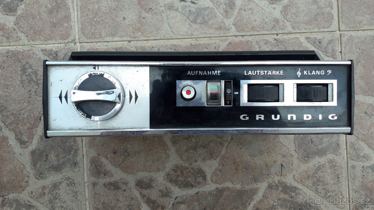 Rádia GRUNDIG - 2