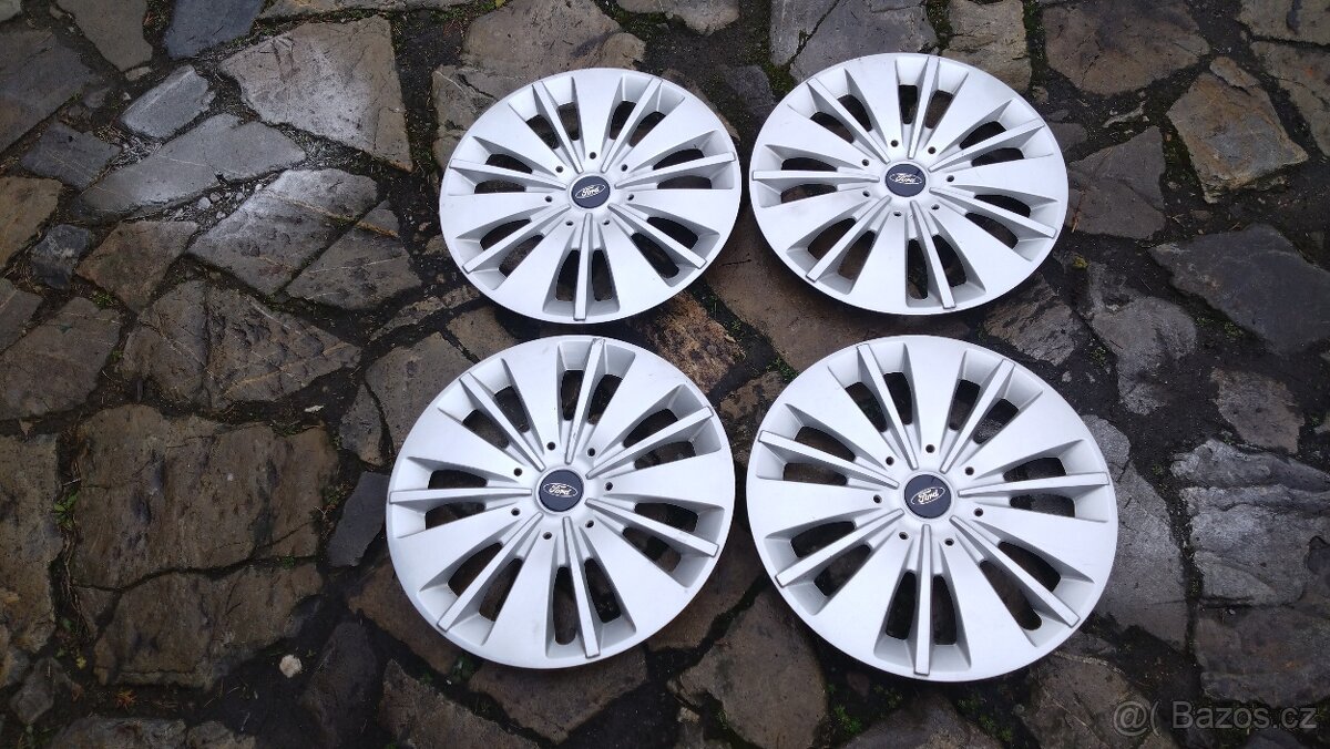 Prodám 4 originál poklice 16 na FORD - 2