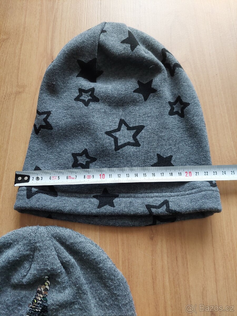 Divci cepice cena za vse - 2