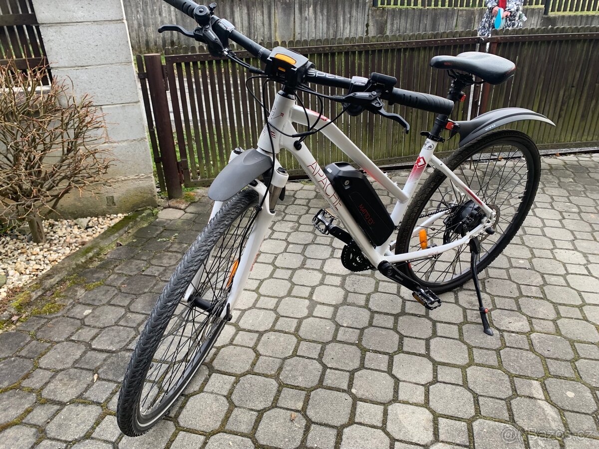 Elektro kolo Apache - 2