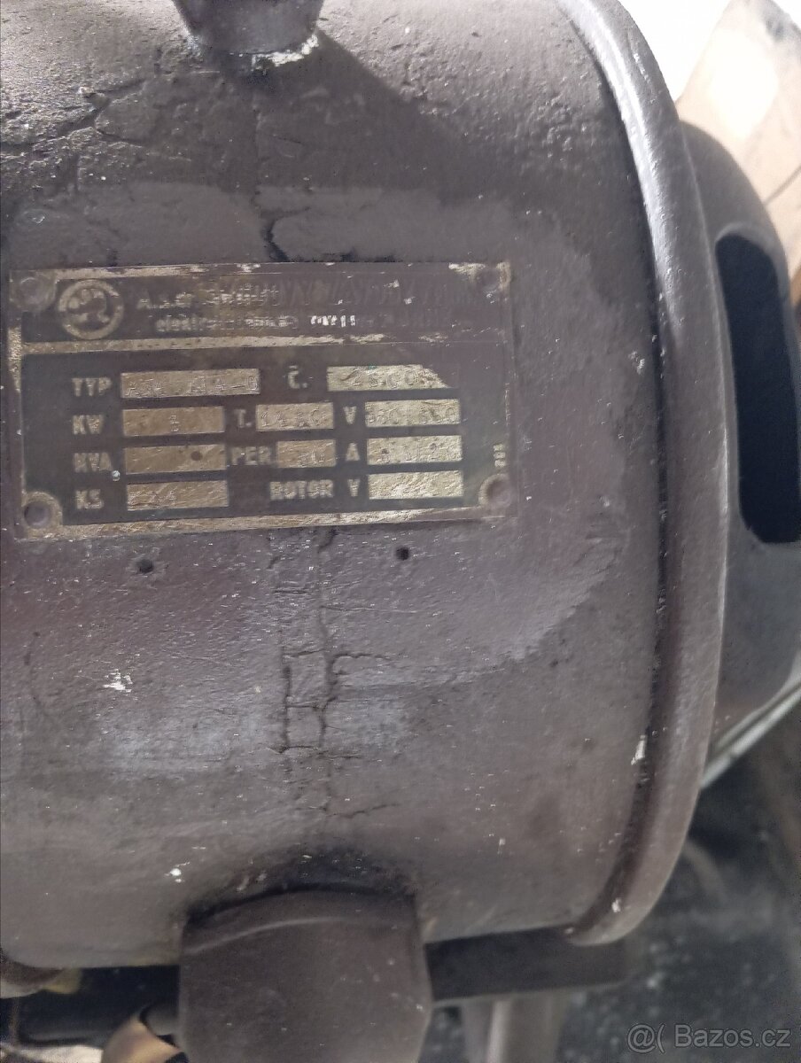 Štípačka na dřevo - 2