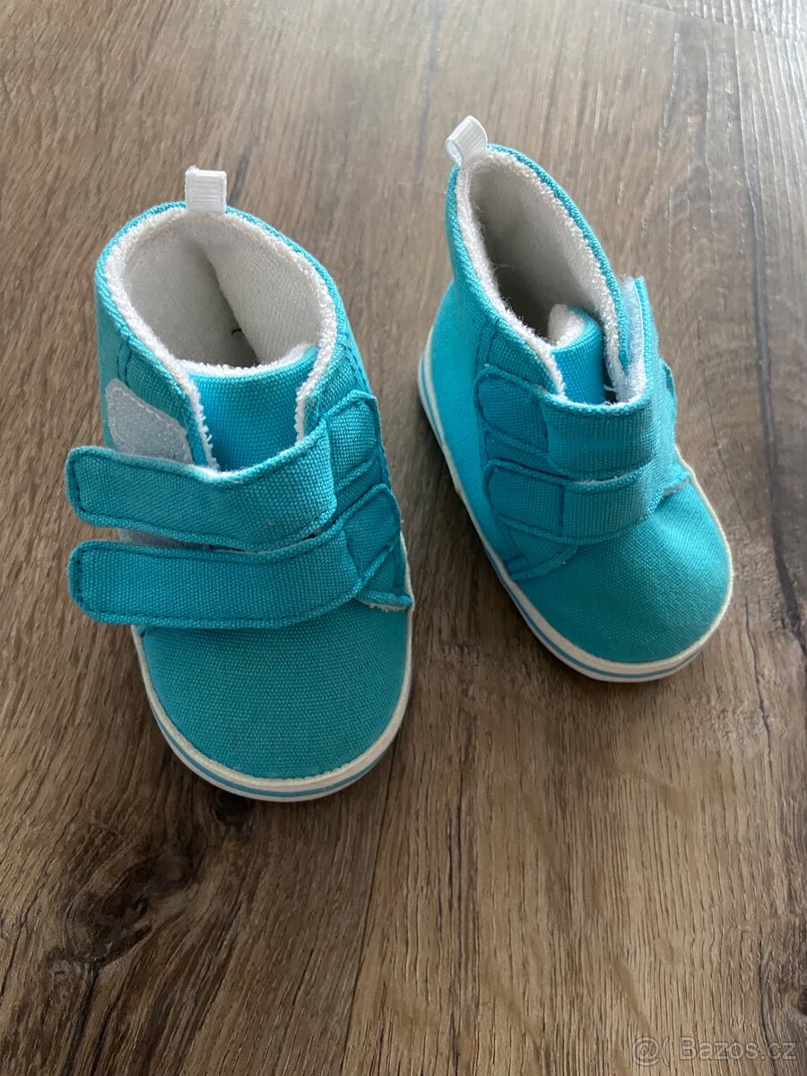 Capáčky a ponožky - 2