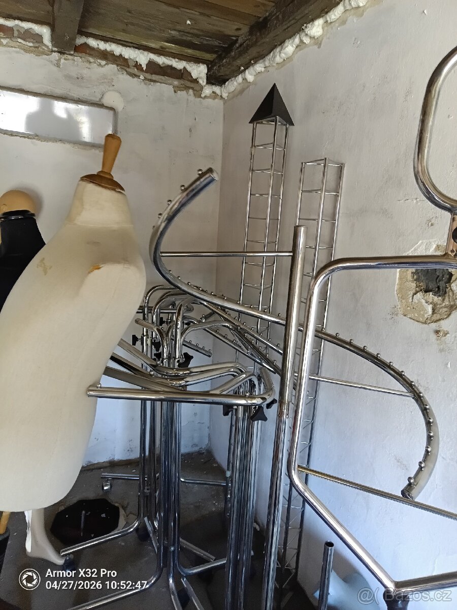 Figuríny a věšáky - 2