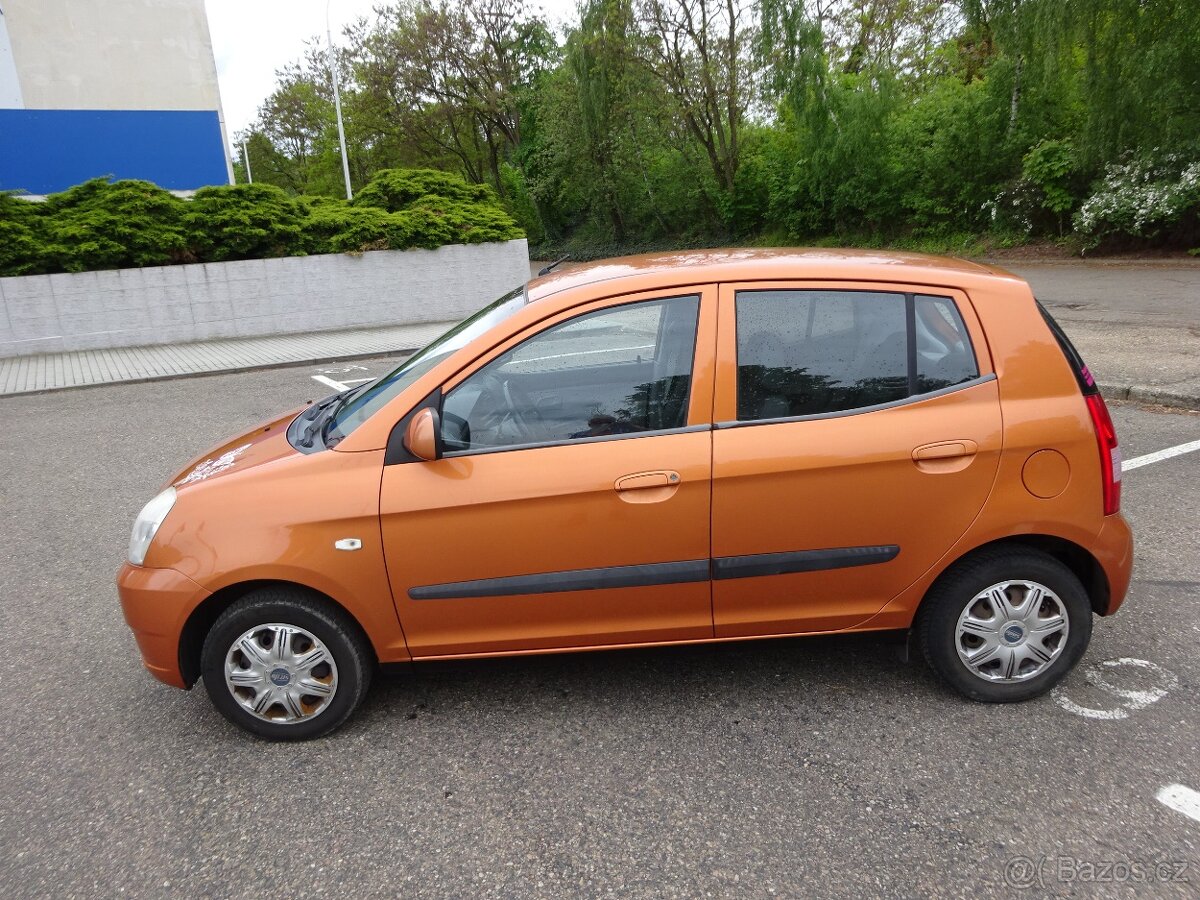 Kia Picanto 1.1i r.v.2004 (48 kw) stk:5/2028 - 2