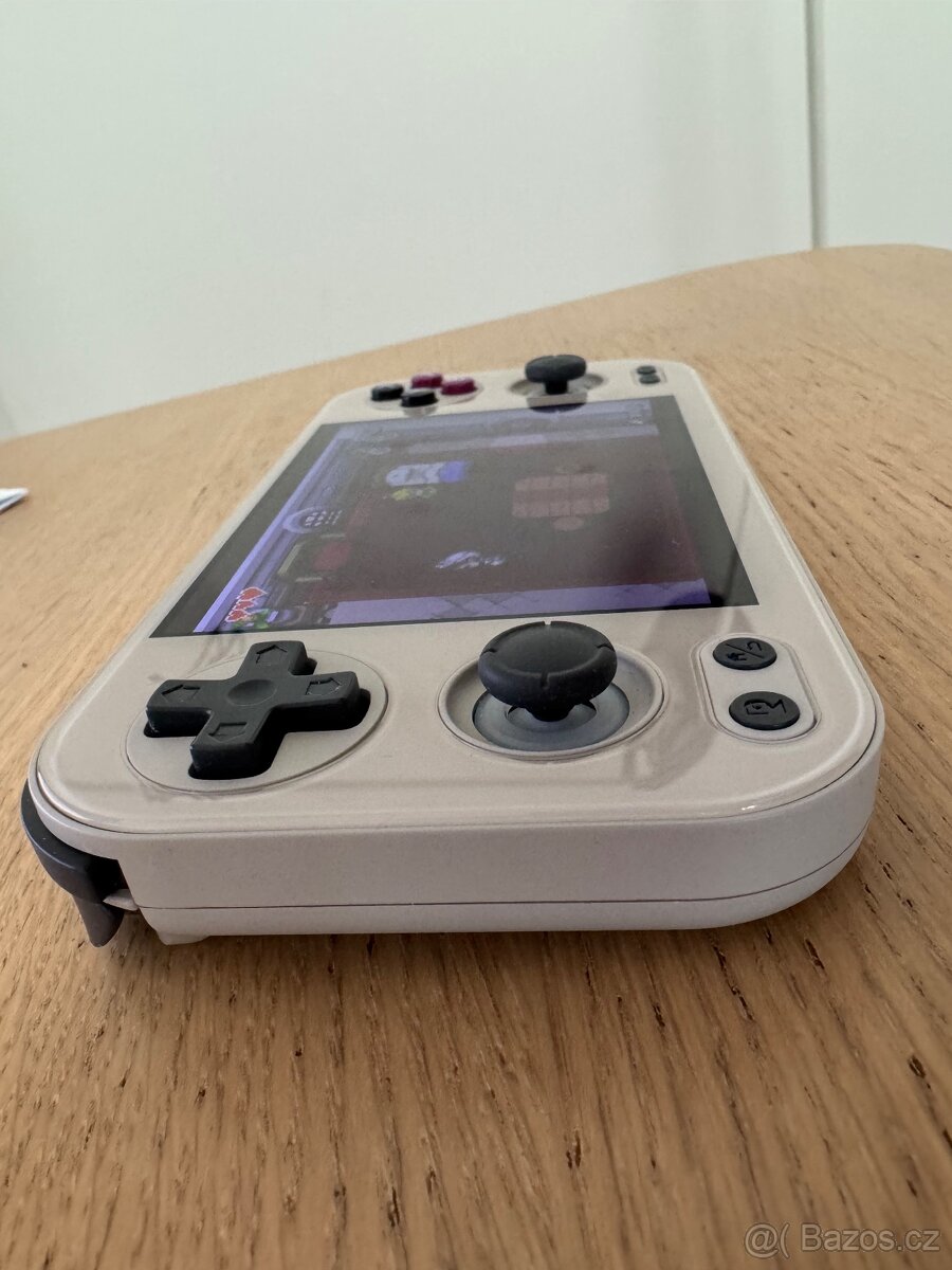 Anbernic RG 476H Retro Gray - 2