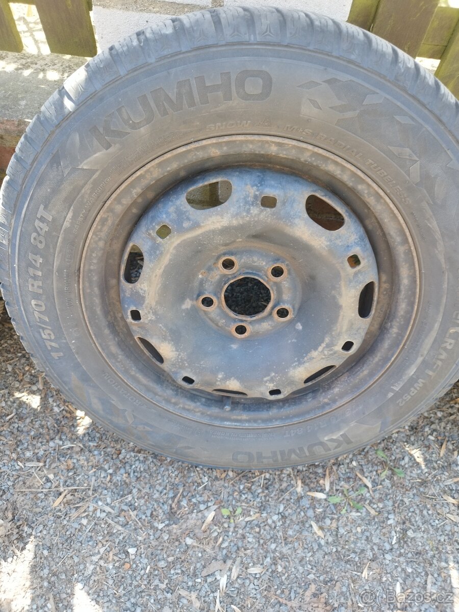 Prodám disky s pneu 175/70 R14 - 2