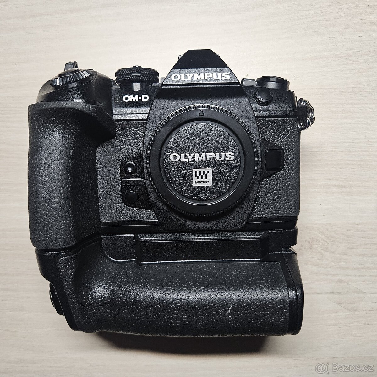 Olympus E-M1 mk2 + grip HLD-9 - 2
