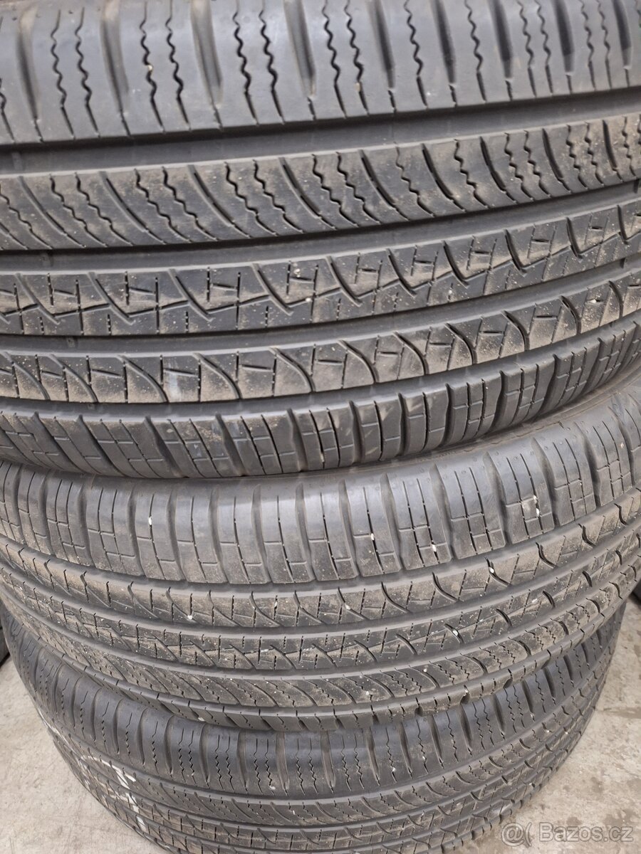 letni pneu 235/55/19 - 2