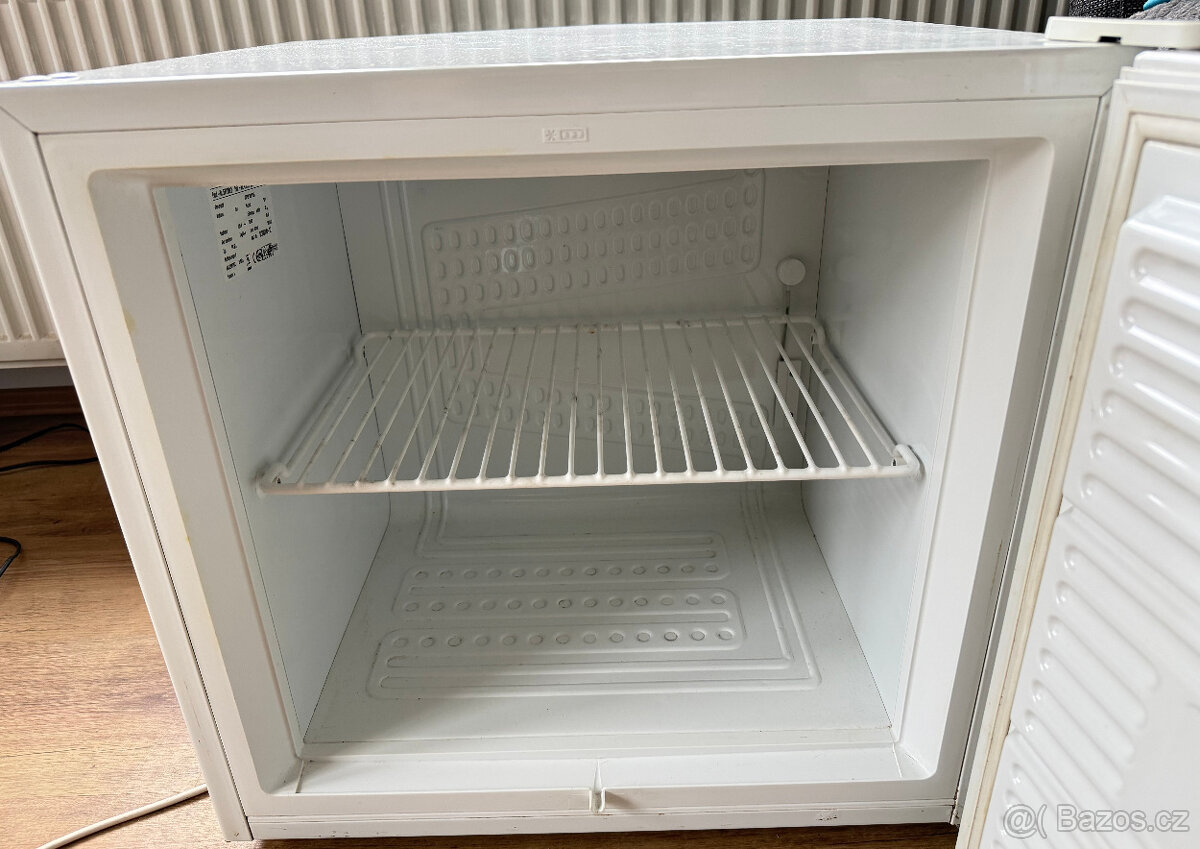 Mrazák Privileg - objem 50 litrů. - 2
