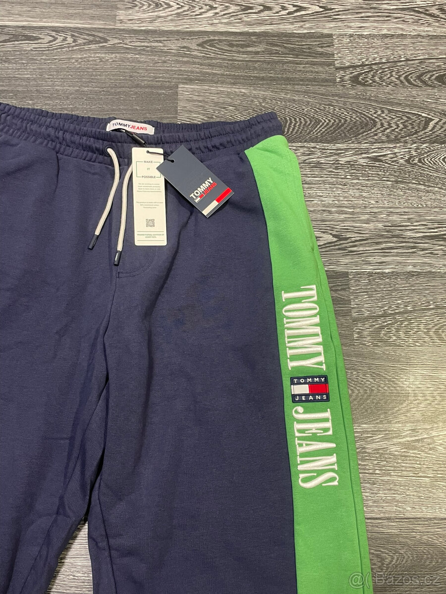 Pánské tepláky Tommy Jeans - 2