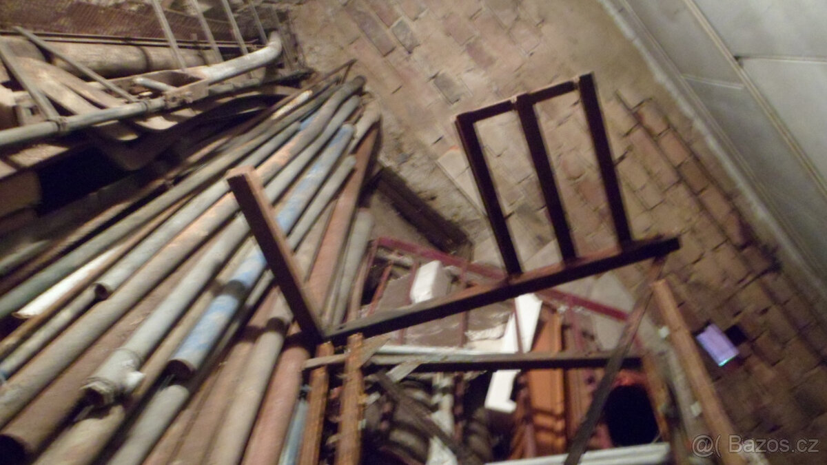 Kovová konstrukce pro gril - 2