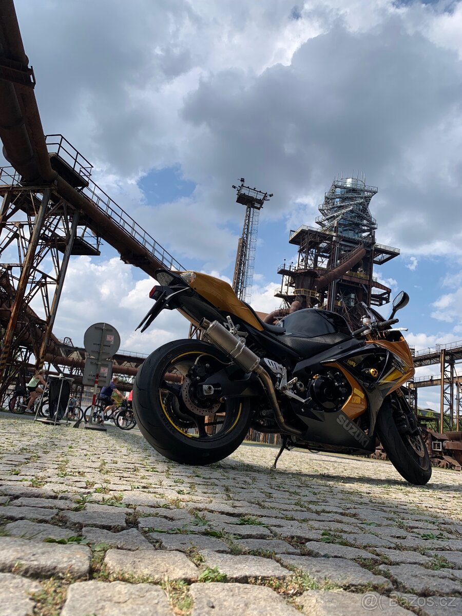 Suzuki gsxr 1000 - 2