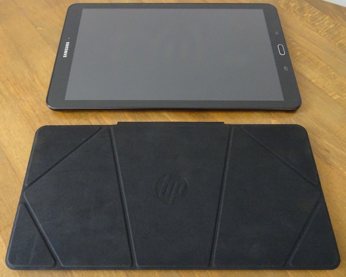 Bluetooth klávesnice HP a pouzdro na tablet Case Logic - 2