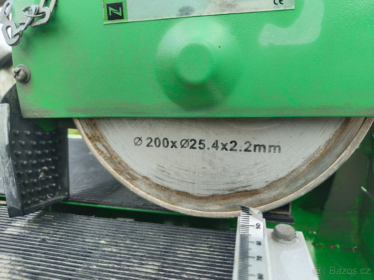 Řezačka kachliček a dlažby - 2