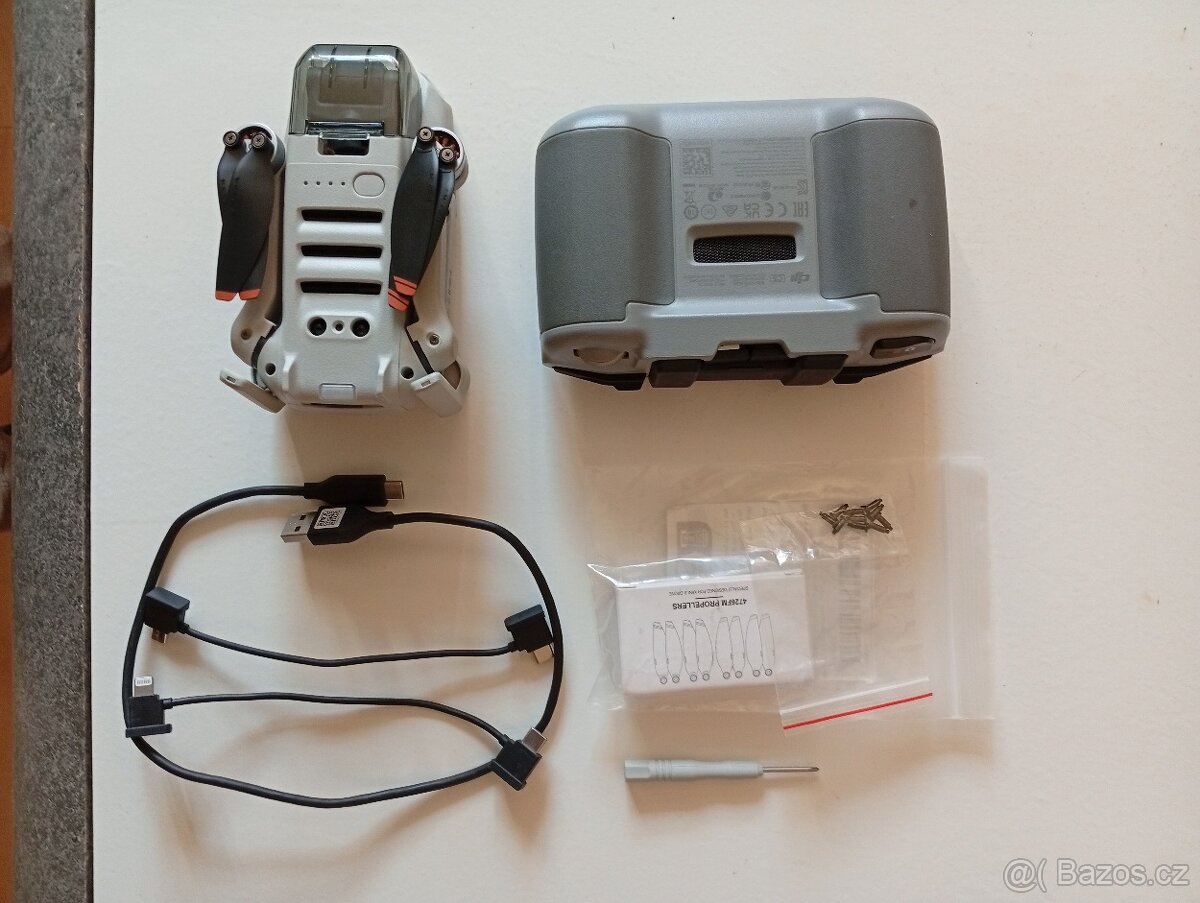 Dron DJI Mini 2 SE - 2