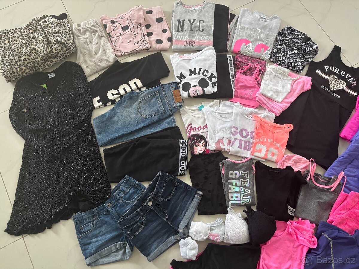 Komplet dívčího oblečení 8 - 10 let - 2