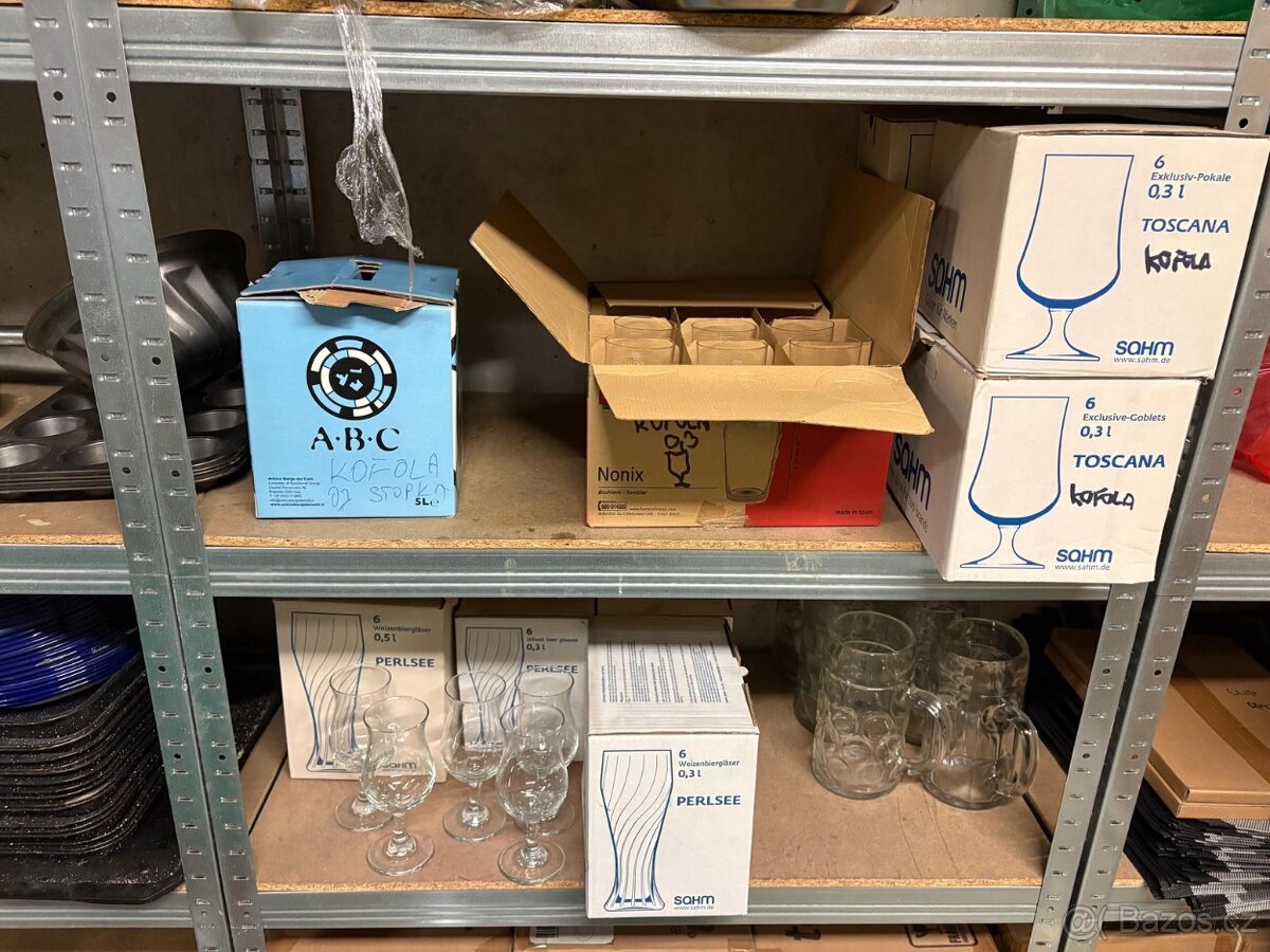 Nadobi do baru a kuchyne restaurace - 2