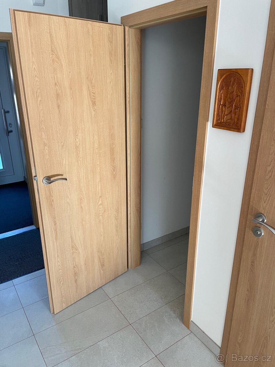 Obložkové dveře 90cm levé včetně obložky - 2