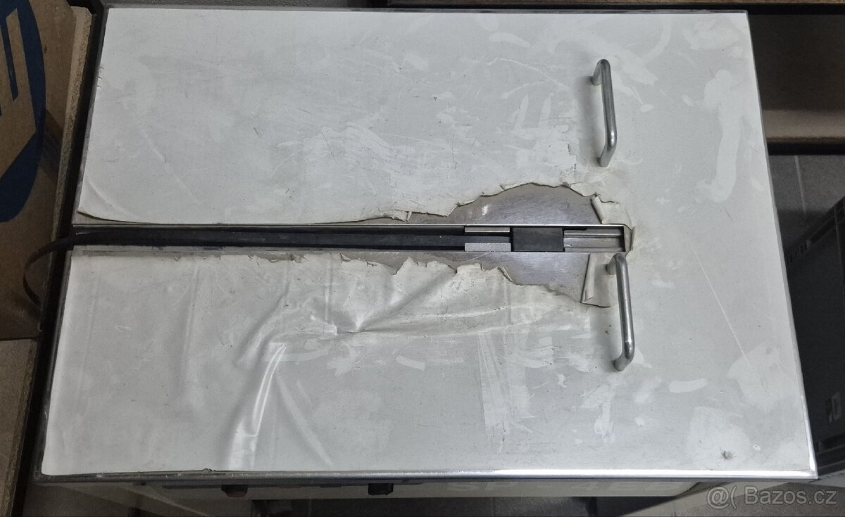 Páskovací stroj SP-4EB - 2